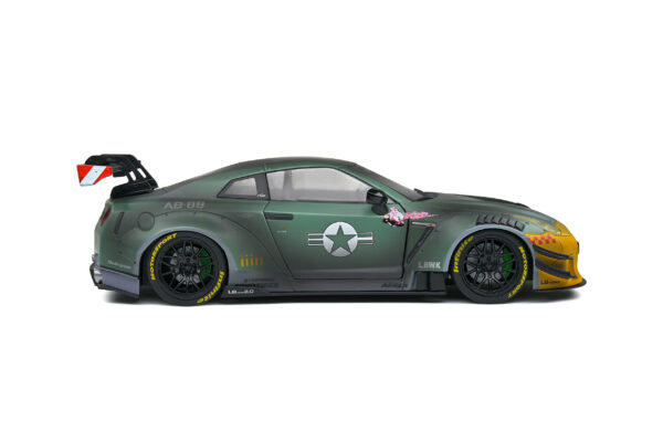 NISSAN GT-R (R35) LIBERTY WALK BODY KIT 2.0 ARMY FIGHTER 2022 1:18 - Imagen 6
