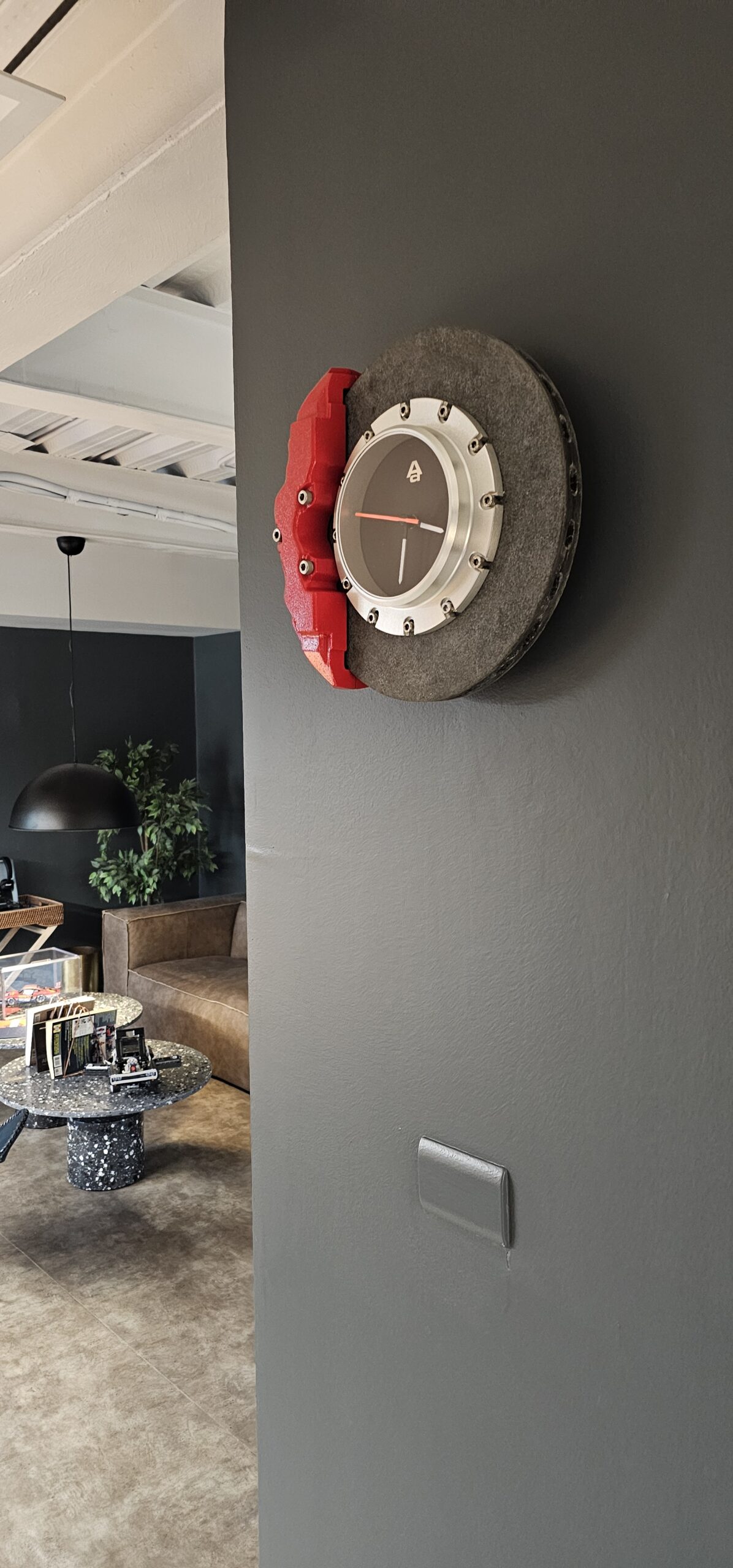 RELOJ PARED DISCO FRENO CERAMICO (CALIPER ROJO) (DIAMETRO 32 CMS) AUTOART - Imagen 3