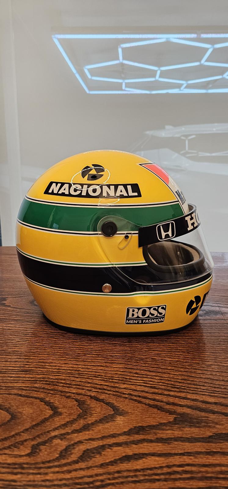 Ayrton Senna Replica Casco tamaño real Temporada 1985 - Imagen 4