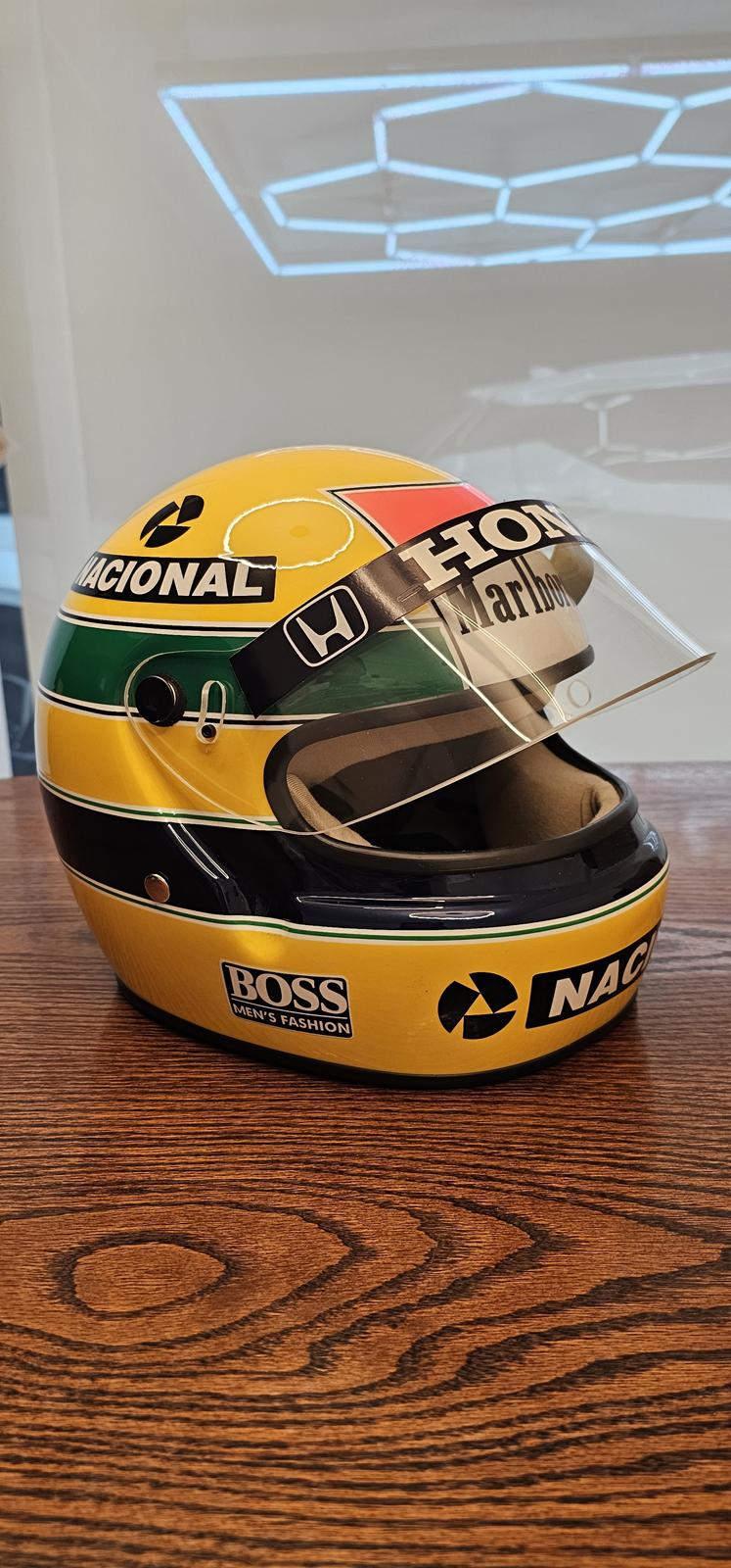 Ayrton Senna Replica Casco tamaño real Temporada 1985