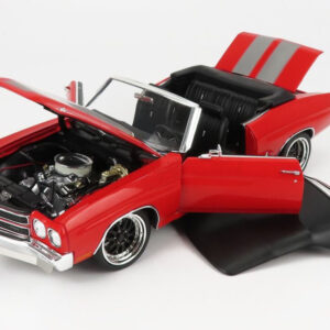 1970 Chevrolet Chevelle SS Convertible Restomod Red1:18
