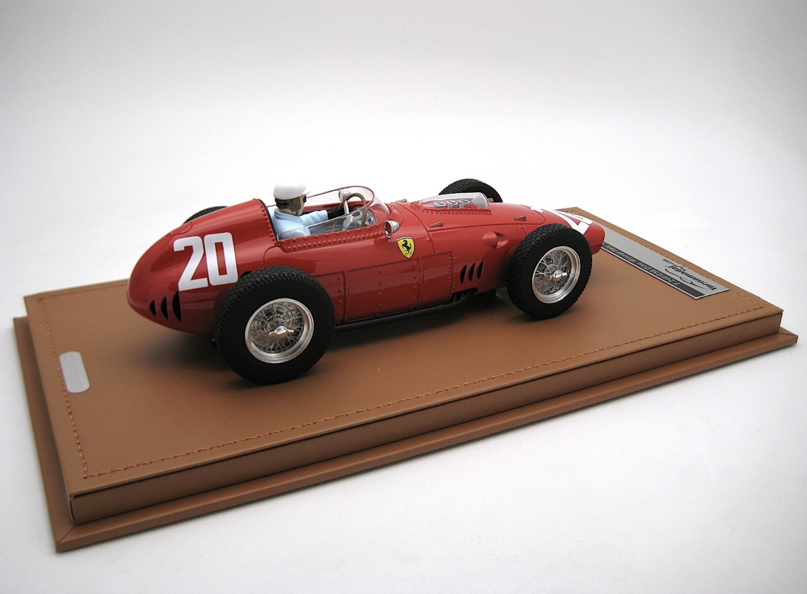 Ferrari 246/256 Dino Winner Italy GP Driver:P.Hills 1960 #20 1:18 - Imagen 4