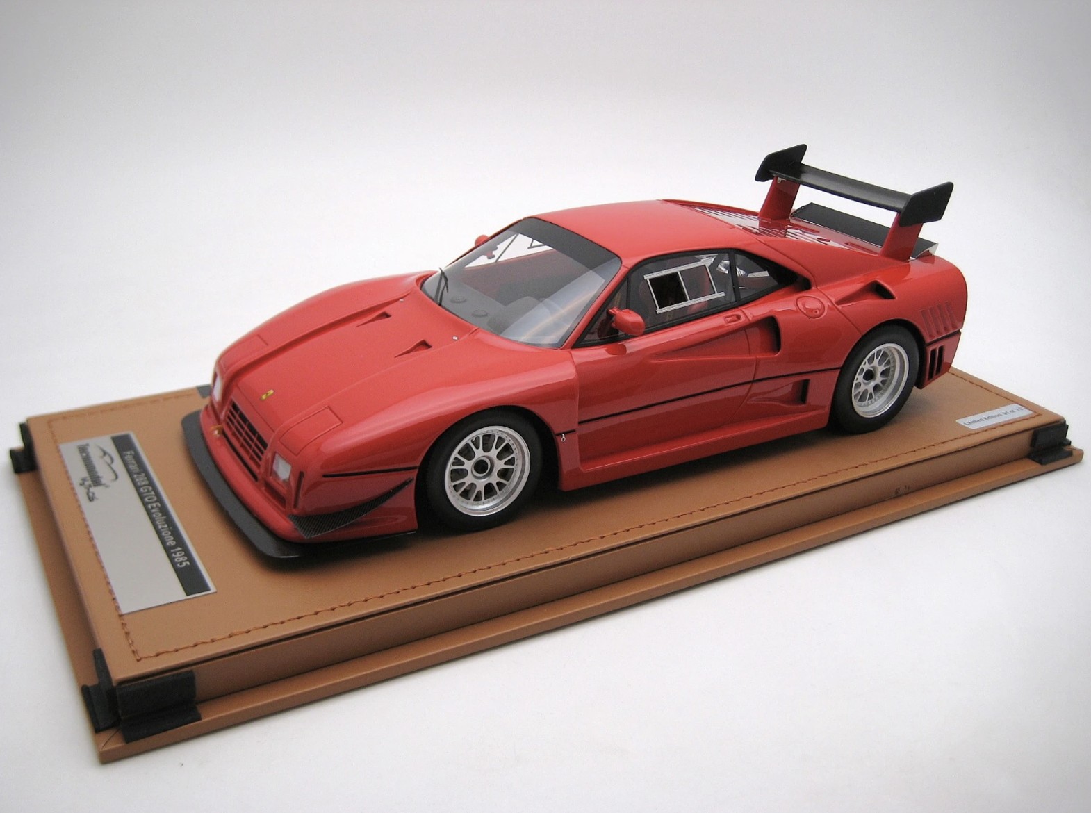 Ferrari 288 GTO Evoluzione 1985 BBS wheels 1:18 - Imagen 5