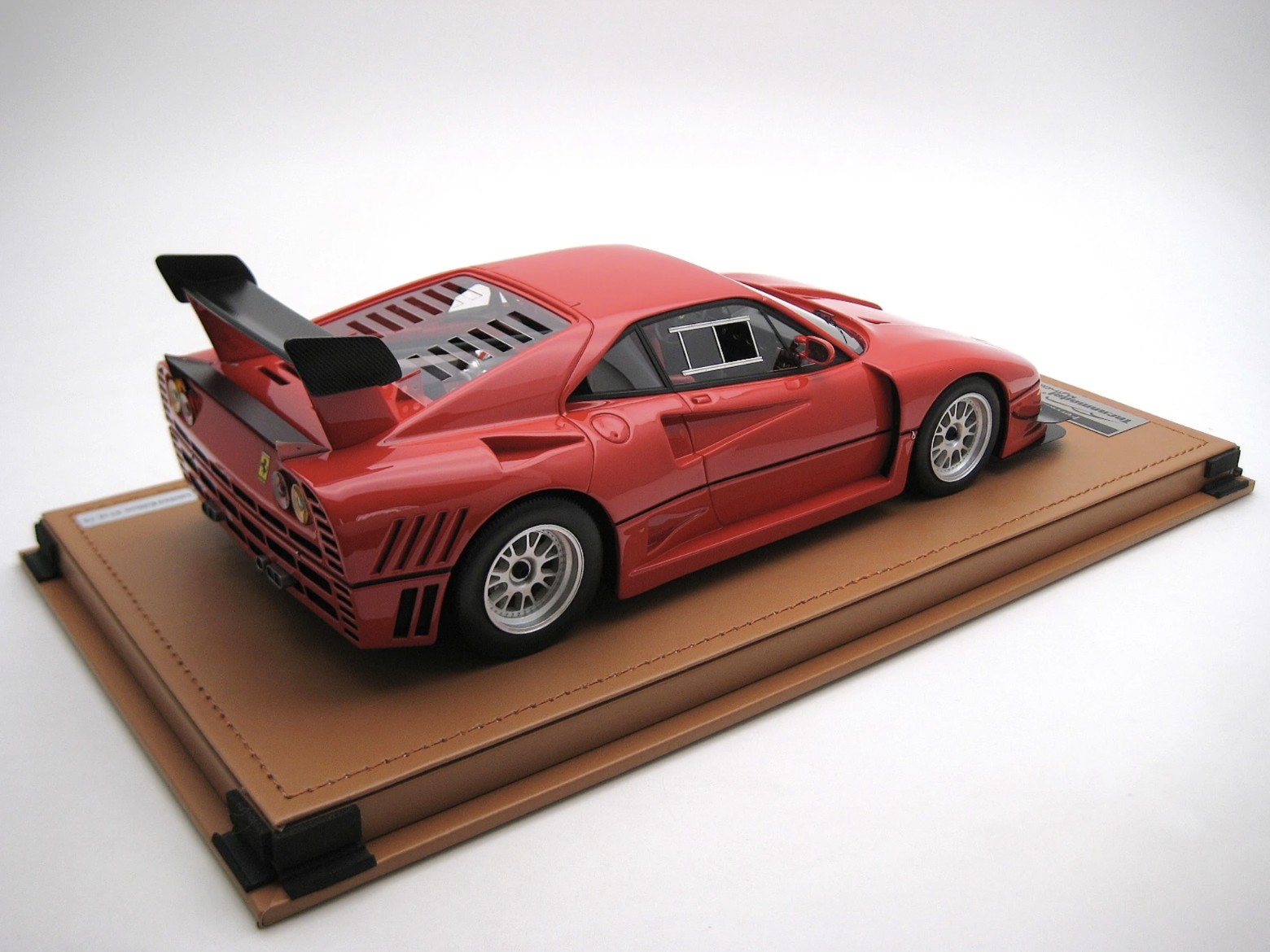 Ferrari 288 GTO Evoluzione 1985 BBS wheels 1:18 - Imagen 6