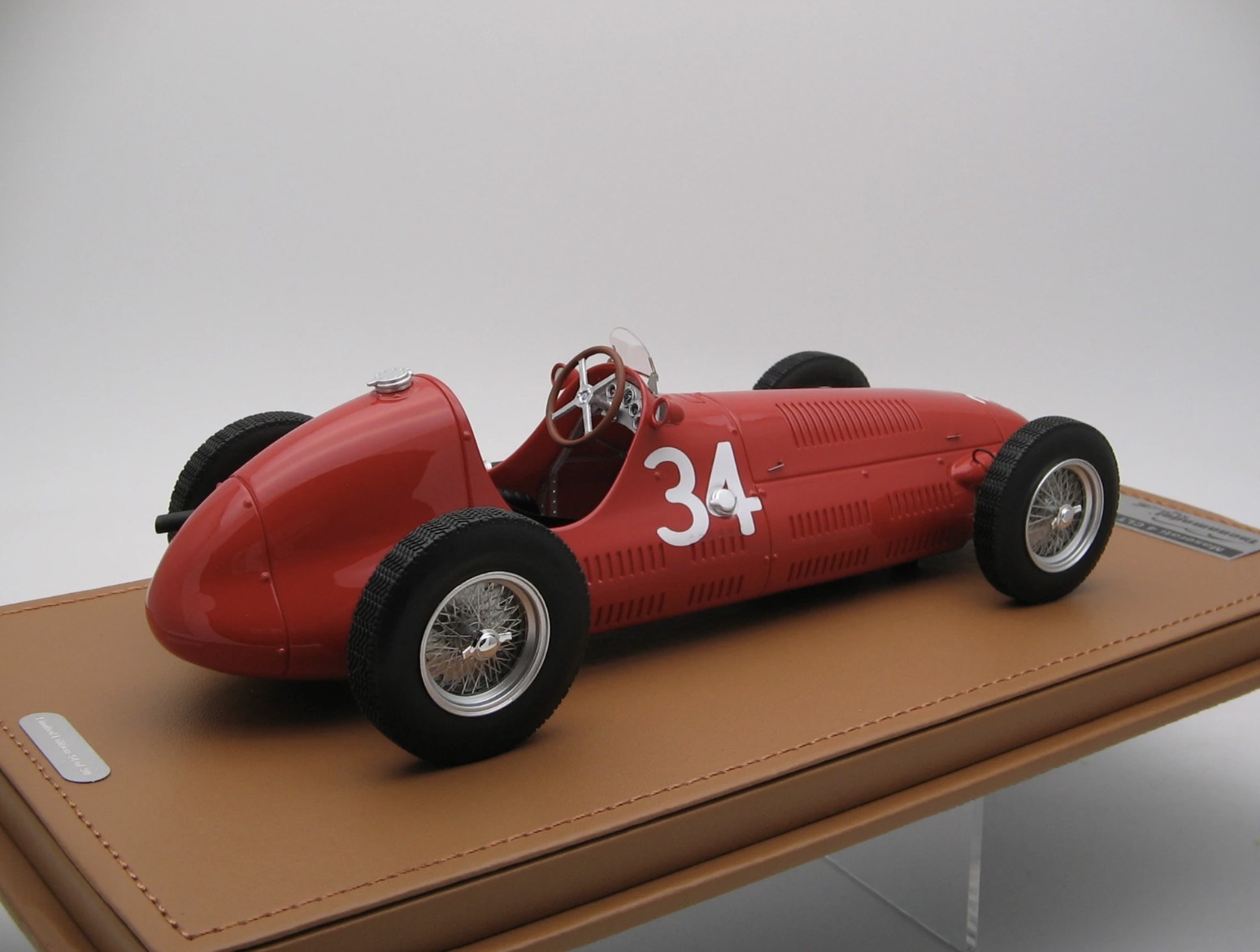 Maserati 4CLT San Remo GP 1948 car #34 WINNER Driver A. Ascari 1:18 - Imagen 7