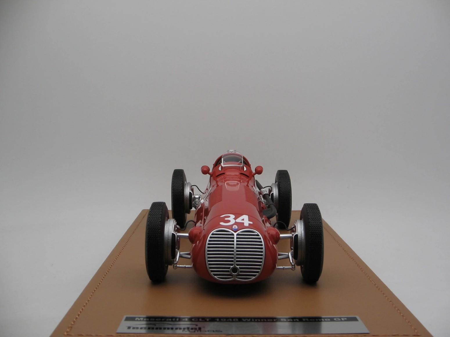 Maserati 4CLT San Remo GP 1948 car #34 WINNER Driver A. Ascari 1:18 - Imagen 2