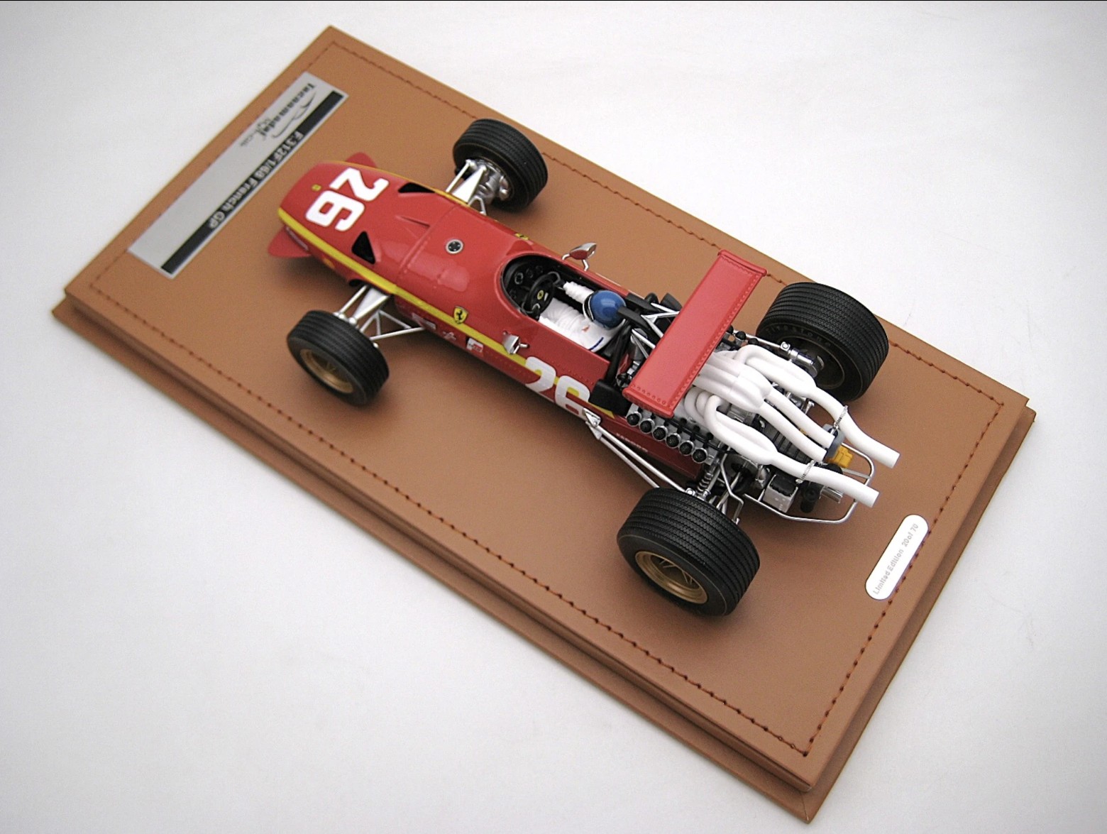 Ferrari312 F1/68 French GP Driver: jacky Ickx 1968 1:18 - Imagen 5