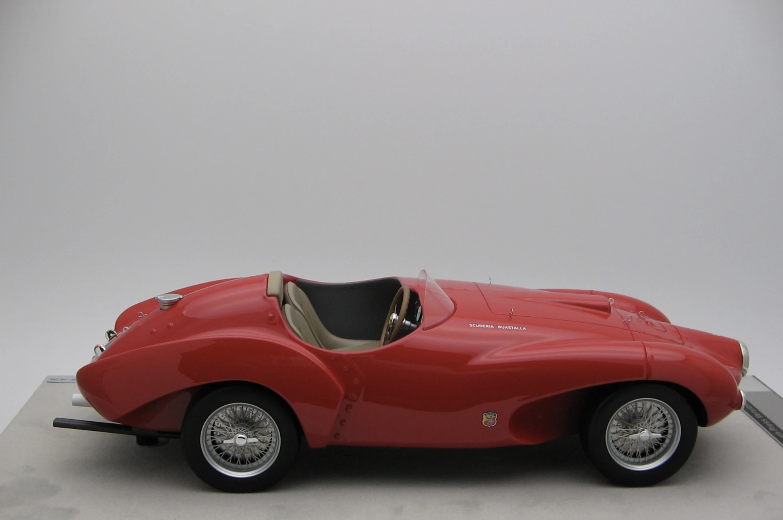 Ferrari 166 MM Abarth Gloss Red Press Version 1953 1:18 - Imagen 5