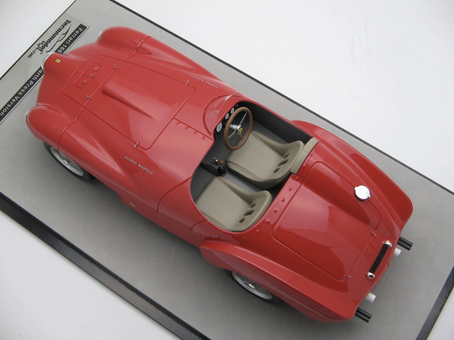 Ferrari 166 MM Abarth Gloss Red Press Version 1953 1:18 - Imagen 9